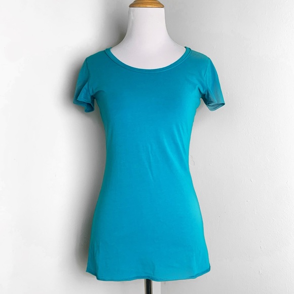 lululemon athletica Tops - Lululemon Turquoise T-Shirt Small Running Bike